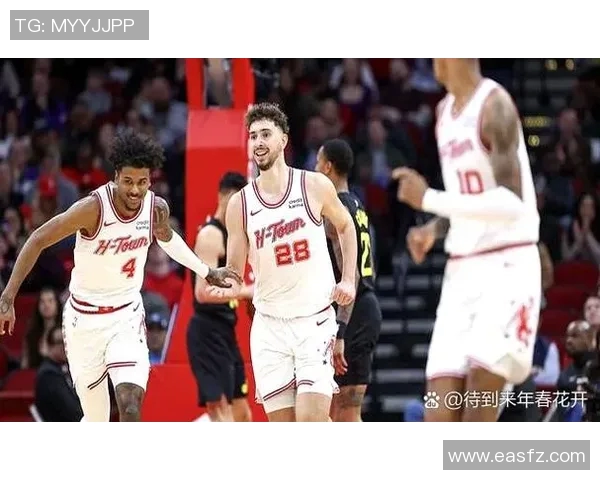 肯扬-马丁:KD来了但申京仍然是第一选择 后者是火箭的未来 肯扬-马丁:KD来了但申京仍然是第一选择 后者是火箭的未来