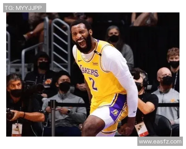 面对湖人再次打出攻守兼备的表现，国王似乎应该留下这位后场大将