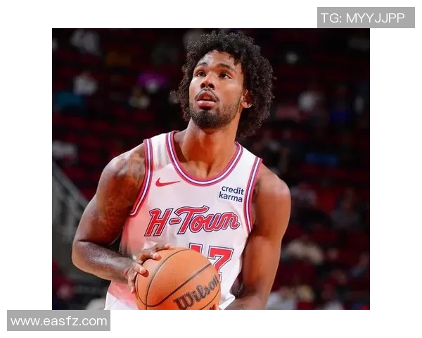 乌度卡：戴维森今晚侵略性十足，比赛阅读能力出色&表现很棒