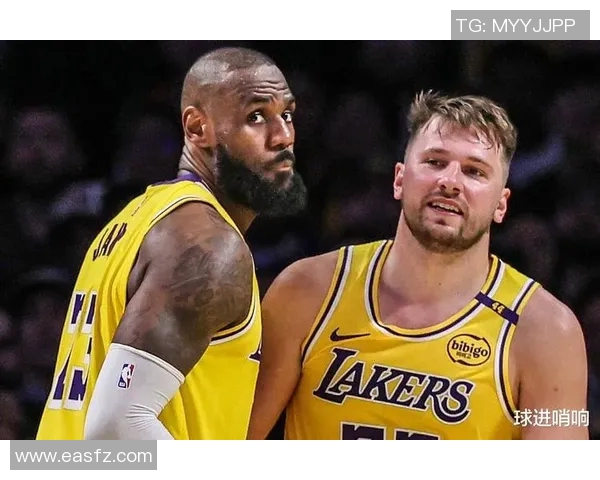 湖人防守一夜觉醒！东契奇不再被点名，联防策略让对手崩溃